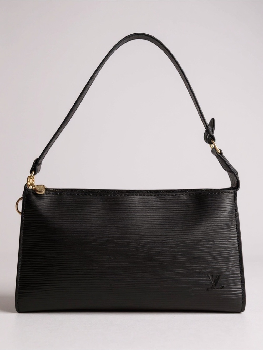 Louis Vuitton black Epi Leather Pochette
